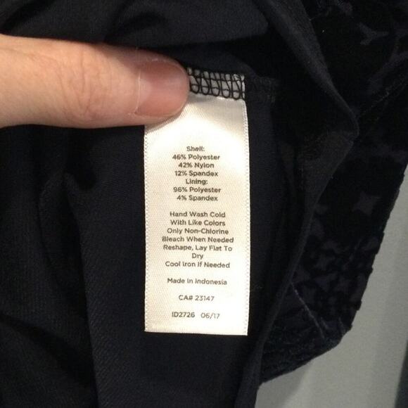 Talbots Velvet Burnout Shirt Womens MP M Petite Navy Blue Tie Sleeve Whimsigoth - Picture 8 of 9